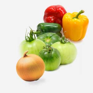 Ингредиенты для салата из зеленых помидор.